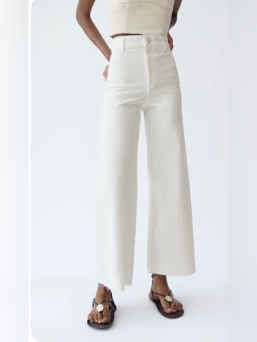 Zara White High-Rise Wide-Leg Marine Straight Jeans | Size 2